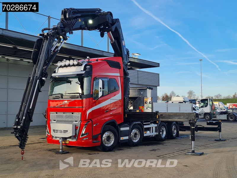Volvo FH16 650 FH16 8X2 NL-Truck HMF 7020K-RCS Crane + Jib Lift+Steering-Axle Navi LED - Valníkový/ Plošinový nákladný automobil, Auto s hydraulickou rukou: obrázok 5 Volvo FH16 650 FH16 8X2 NL-Truck HMF 7020K-RCS Crane + Jib Lift+Steering-Axle Navi LED - Valníkový/ Plošinový nákladný automobil, Auto s hydraulickou rukou: obrázok 5