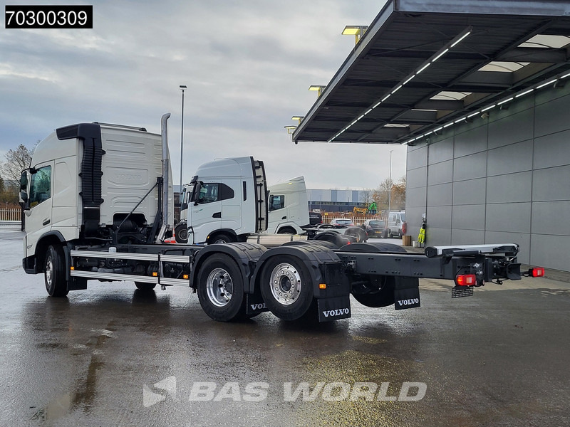 Volvo FMX 540 FMX 6X2 NEW chassis! Lift+steering Axle Engine PTO Full air suspension - Podvozek s kabinou: obrázok 2 Volvo FMX 540 FMX 6X2 NEW chassis! Lift+steering Axle Engine PTO Full air suspension - Podvozek s kabinou: obrázok 2