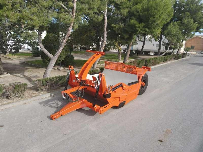 Agrotécnica TH48 - Skrejper: obrázok 3 Agrotécnica TH48 - Skrejper: obrázok 3