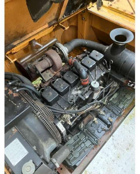 Leasing Case 888CK Case 888CK: obrázok 12 Leasing Case 888CK Case 888CK: obrázok 12