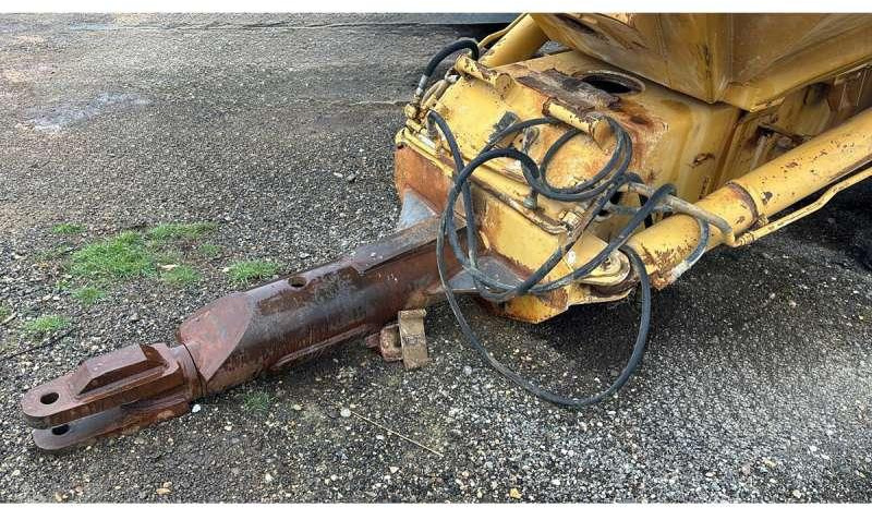 Caterpillar D250B - Damper: obrázok 5 Caterpillar D250B - Damper: obrázok 5
