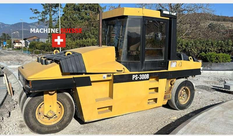 Caterpillar PS300B - Pneumatikový valec: obrázok 1 Caterpillar PS300B - Pneumatikový valec: obrázok 1