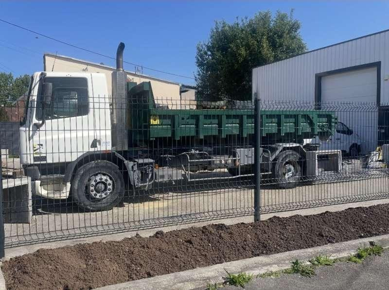 DAF 75CF - Hákový nosič kontajnerov: obrázok 2 DAF 75CF - Hákový nosič kontajnerov: obrázok 2