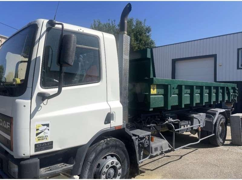 DAF 75CF - Hákový nosič kontajnerov: obrázok 5 DAF 75CF - Hákový nosič kontajnerov: obrázok 5
