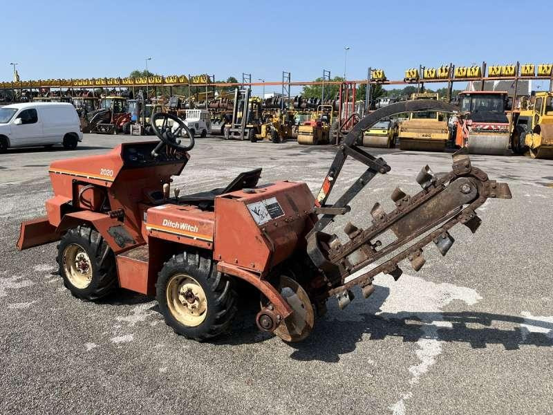 DITCH WITCH 2020K - Rýhovač: obrázok 5 DITCH WITCH 2020K - Rýhovač: obrázok 5