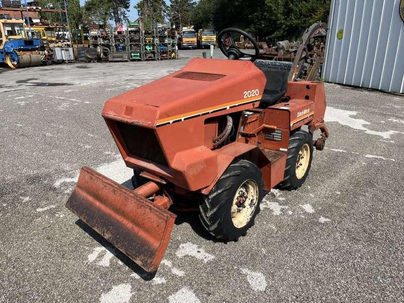 DITCH WITCH 2020K - Rýhovač: obrázok 2 DITCH WITCH 2020K - Rýhovač: obrázok 2