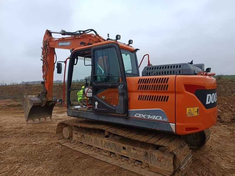 Doosan DX140LC-5 - Pásové rýpadlo: obrázok 4 Doosan DX140LC-5 - Pásové rýpadlo: obrázok 4