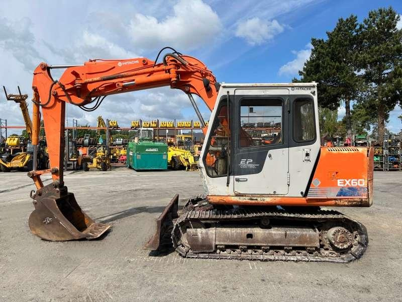 Hitachi EX60 - Pásové rýpadlo: obrázok 4 Hitachi EX60 - Pásové rýpadlo: obrázok 4
