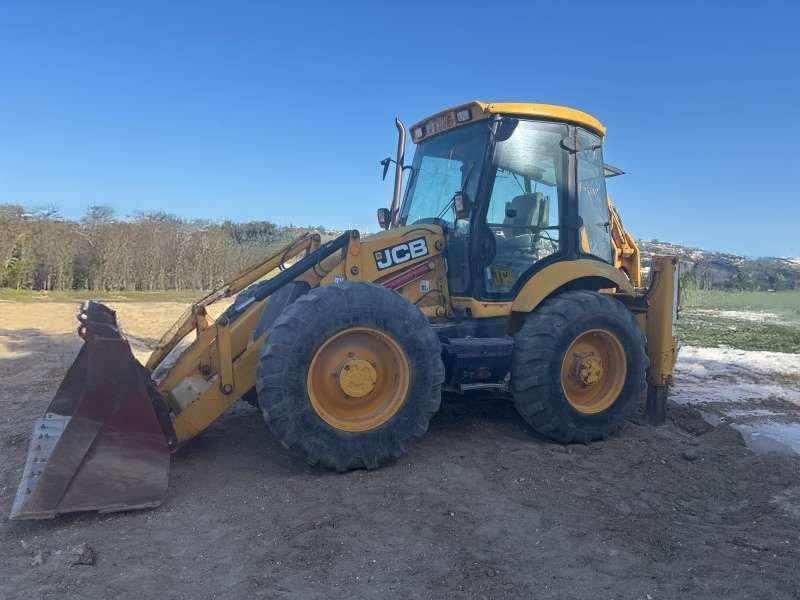 Jcb 4CX - Rýpadlo-nakladač: obrázok 1 Jcb 4CX - Rýpadlo-nakladač: obrázok 1
