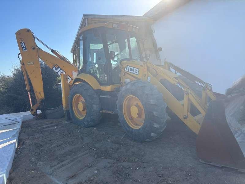 Jcb 4CX - Rýpadlo-nakladač: obrázok 2 Jcb 4CX - Rýpadlo-nakladač: obrázok 2