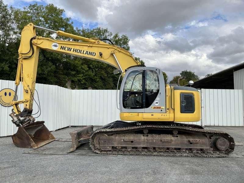 Kobelco SK235SRNLC-1ES - Pásové rýpadlo: obrázok 3 Kobelco SK235SRNLC-1ES - Pásové rýpadlo: obrázok 3