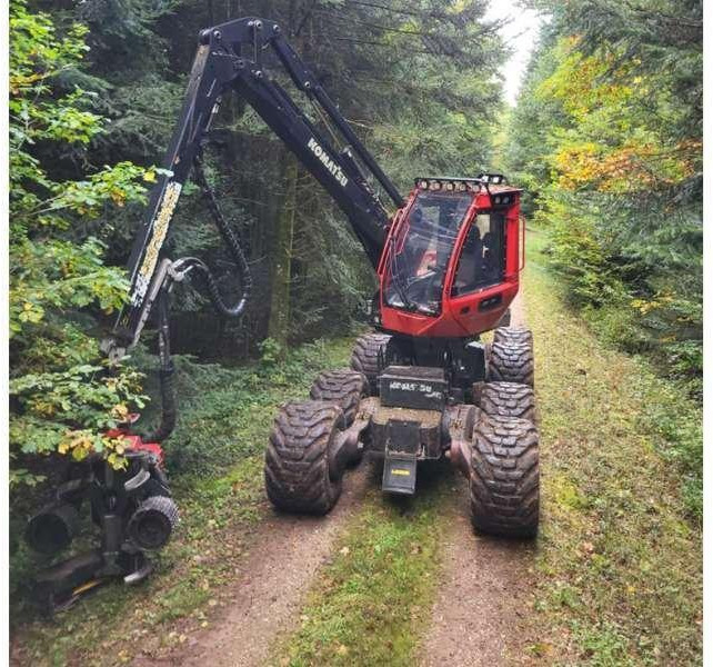 Komatsu 901XC ABATTEUSE - Lesnícky harvestor: obrázok 3 Komatsu 901XC ABATTEUSE - Lesnícky harvestor: obrázok 3