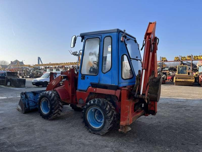 Kubota R520 - Rýpadlo-nakladač: obrázok 5 Kubota R520 - Rýpadlo-nakladač: obrázok 5