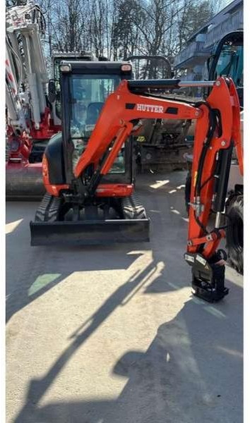 Kubota U27-4 HI - Mini rýpadlo: obrázok 3 Kubota U27-4 HI - Mini rýpadlo: obrázok 3
