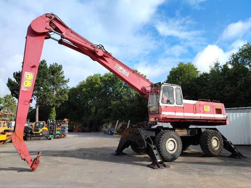 Liebherr A942 - Překládkové rýpadlo: obrázok 1 Liebherr A942 - Překládkové rýpadlo: obrázok 1
