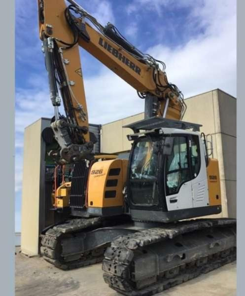 Liebherr R926 COMPACT - Pásové rýpadlo: obrázok 1 Liebherr R926 COMPACT - Pásové rýpadlo: obrázok 1