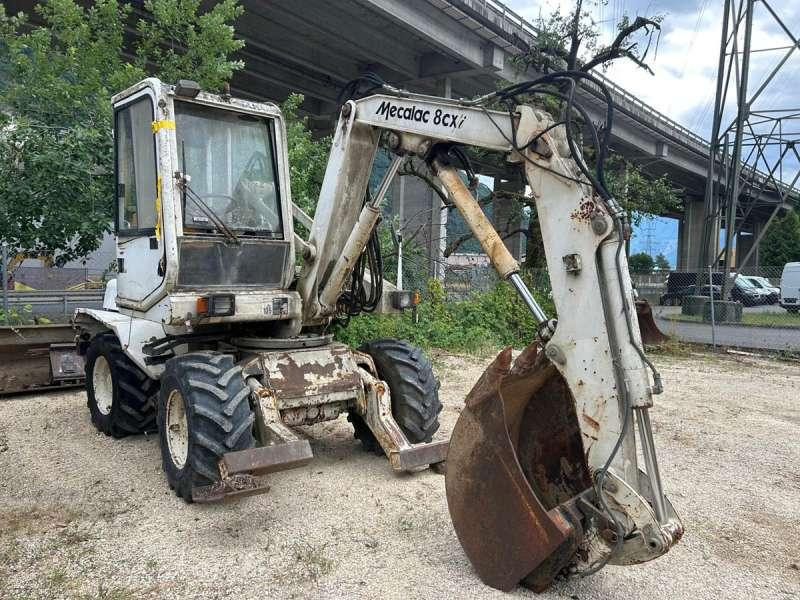 Kolesové rýpadlo Mecalac 8CXI: obrázok 12