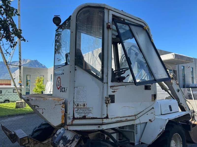 Kolesové rýpadlo Mecalac 8CXI: obrázok 38