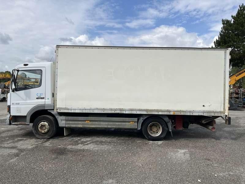 Mercedes ATEGO 1018 - Podvozek s kabinou: obrázok 4 Mercedes ATEGO 1018 - Podvozek s kabinou: obrázok 4