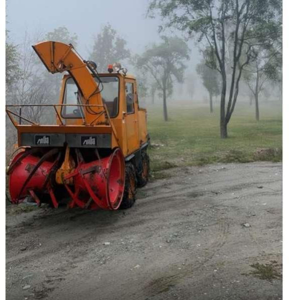 Rolba R200 - Vozidlo na odpratávanie snehu: obrázok 2 Rolba R200 - Vozidlo na odpratávanie snehu: obrázok 2