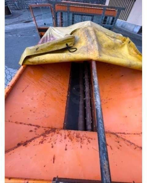 Rolba R200 - Vozidlo na odpratávanie snehu: obrázok 3 Rolba R200 - Vozidlo na odpratávanie snehu: obrázok 3