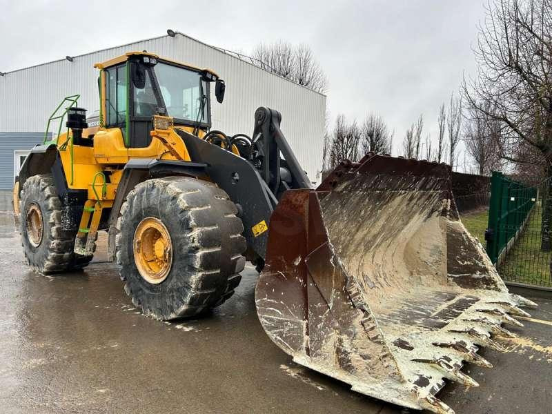 Volvo L220H - Kolesový nakladač: obrázok 1 Volvo L220H - Kolesový nakladač: obrázok 1