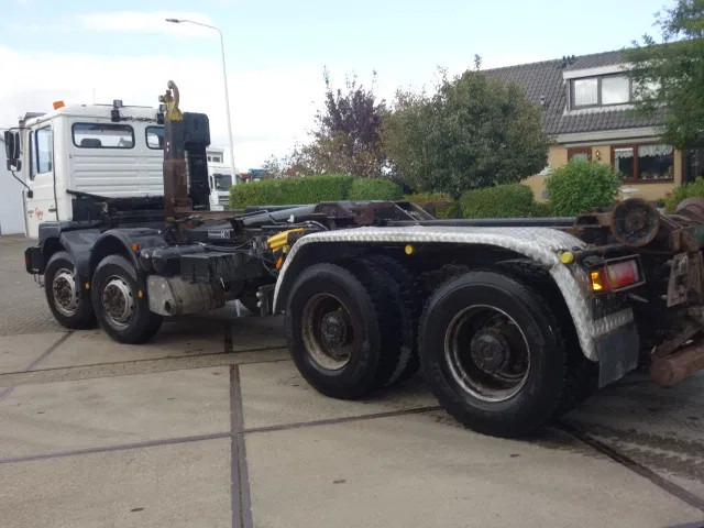 MAN 35-364 chassis cabine manual diesel pomp 6 cil 8x4 - Podvozek s kabinou: obrázok 2 MAN 35-364 chassis cabine manual diesel pomp 6 cil 8x4 - Podvozek s kabinou: obrázok 2