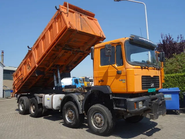 MAN 35-464 8x8 meiller kipper manual diesel pomp - Sklápač: obrázok 2 MAN 35-464 8x8 meiller kipper manual diesel pomp - Sklápač: obrázok 2