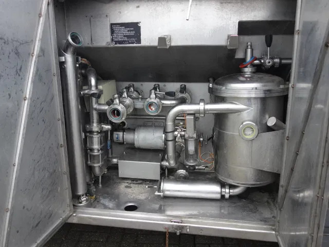 Renault Premium 370 16000liter steanless steeltank - Cisternové vozidlo: obrázok 3 Renault Premium 370 16000liter steanless steeltank - Cisternové vozidlo: obrázok 3