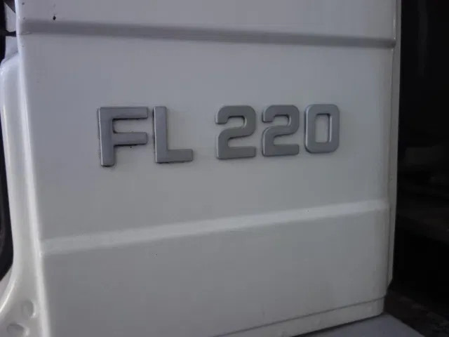 Volvo FL 240 220PK 12000 LITER STEELSPRINGS - Cisternové vozidlo: obrázok 5 Volvo FL 240 220PK 12000 LITER STEELSPRINGS - Cisternové vozidlo: obrázok 5