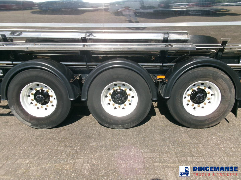 Clayton Chemical tank inox 33 m3 / 1 comp + pump - Cisternový náves: obrázok 5 Clayton Chemical tank inox 33 m3 / 1 comp + pump - Cisternový náves: obrázok 5