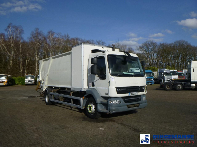 DAF LF 55.220 4X2 RHD Farid refuse truck - Auto na odvoz odpadu: obrázok 2 DAF LF 55.220 4X2 RHD Farid refuse truck - Auto na odvoz odpadu: obrázok 2