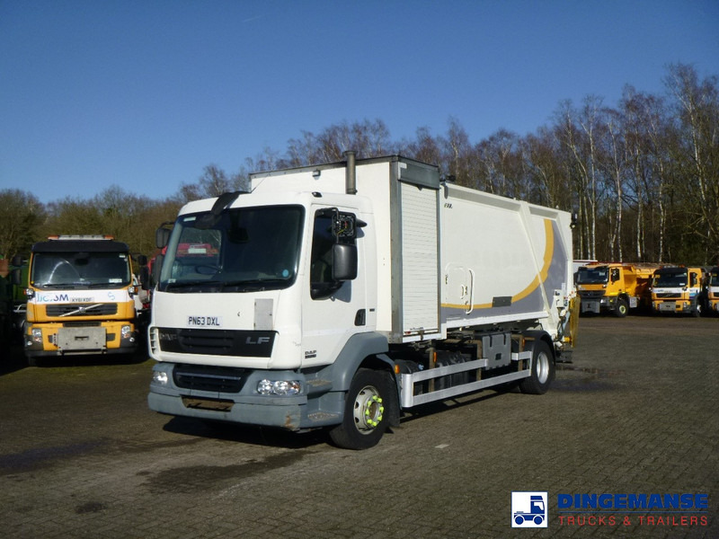 DAF LF 55.220 4X2 RHD Farid refuse truck - Auto na odvoz odpadu: obrázok 1 DAF LF 55.220 4X2 RHD Farid refuse truck - Auto na odvoz odpadu: obrázok 1