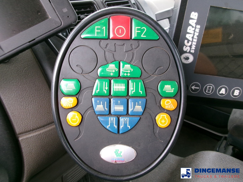 Zametacie vozidlo DAF LF 55.220 4x2 Scarab sweeper: obrázok 7