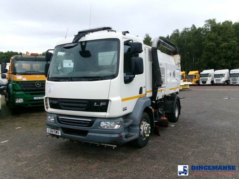 DAF LF 55.220 4x2 Scarab sweeper - Zametacie vozidlo: obrázok 1 DAF LF 55.220 4x2 Scarab sweeper - Zametacie vozidlo: obrázok 1