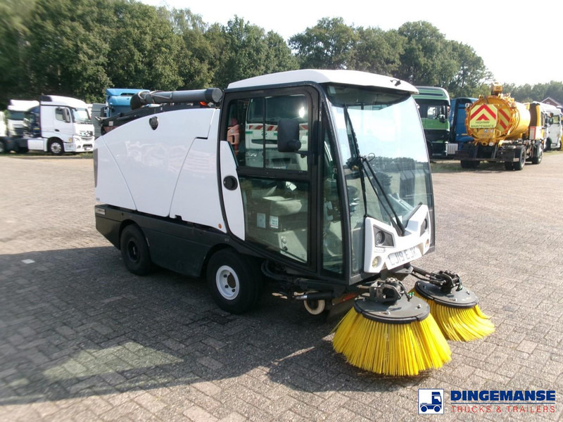 Johnston C202 compact street sweeper - Zametacie vozidlo: obrázok 2 Johnston C202 compact street sweeper - Zametacie vozidlo: obrázok 2