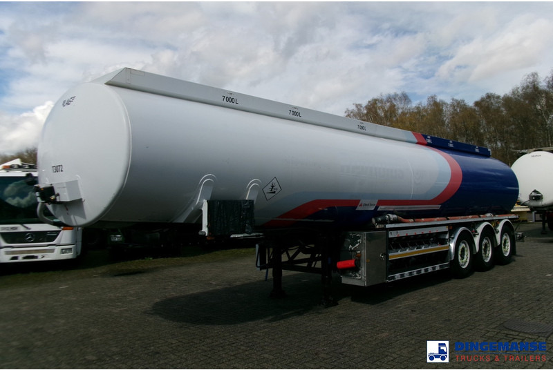 LAG Fuel tank alu 44.5 m3 / 6 comp + pump - Cisternový náves: obrázok 1 LAG Fuel tank alu 44.5 m3 / 6 comp + pump - Cisternový náves: obrázok 1