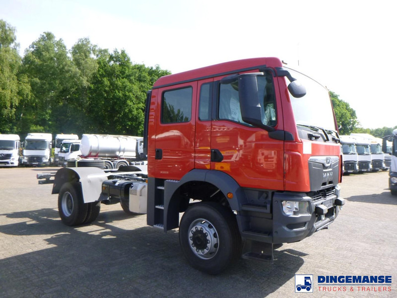 MAN TGM 18.320 4x4 BB chassis / new/unused - Podvozek s kabinou: obrázok 2 MAN TGM 18.320 4x4 BB chassis / new/unused - Podvozek s kabinou: obrázok 2