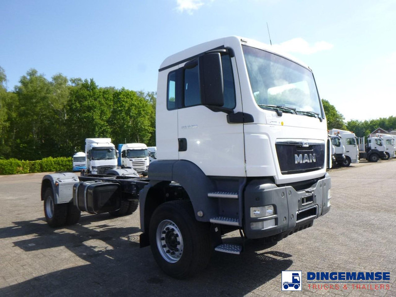MAN TGS 19.360 4X2 BBS manual Euro 2 chassis + PTO - Podvozek s kabinou: obrázok 2 MAN TGS 19.360 4X2 BBS manual Euro 2 chassis + PTO - Podvozek s kabinou: obrázok 2