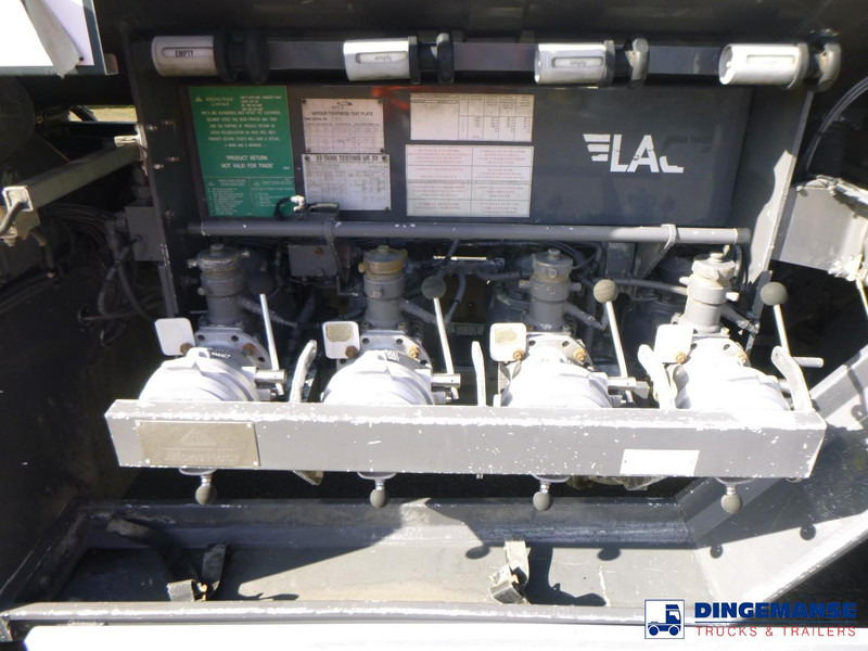 MAN TGS 26.320 6X2 RHD fuel tank 20 m3 / 4 comp - Cisternové vozidlo: obrázok 5 MAN TGS 26.320 6X2 RHD fuel tank 20 m3 / 4 comp - Cisternové vozidlo: obrázok 5