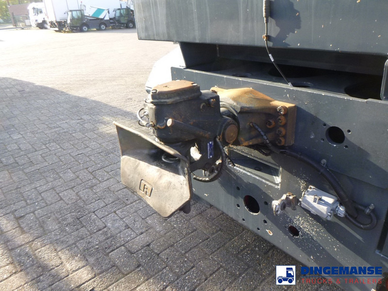 MOL RM 255 4X4 terminal drawbar tractor 150 ton - Terminálový ťahač: obrázok 5 MOL RM 255 4X4 terminal drawbar tractor 150 ton - Terminálový ťahač: obrázok 5