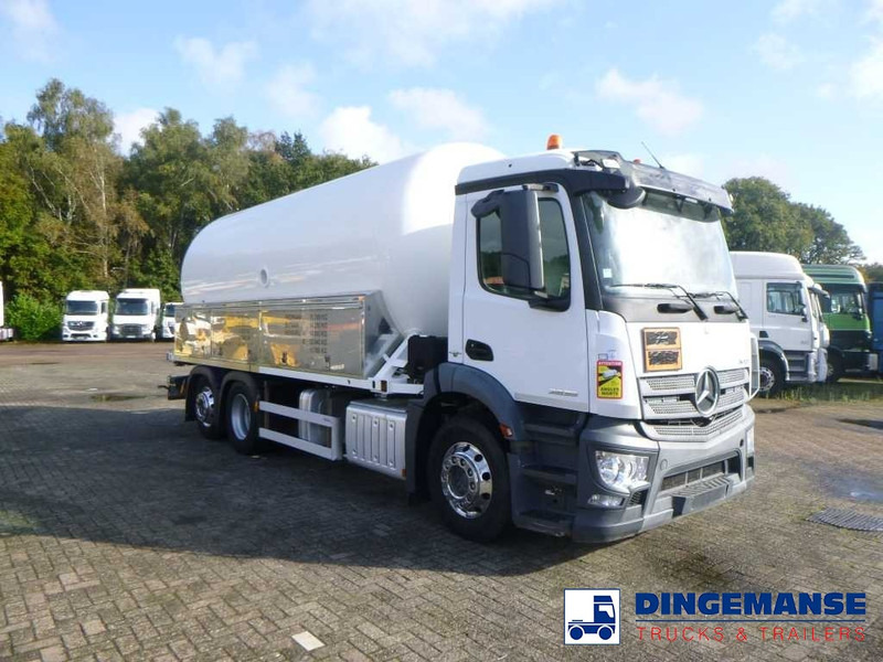 Mercedes-Benz Antos 2635 6x2 gas tank 28 m3 - Cisternové vozidlo: obrázok 2 Mercedes-Benz Antos 2635 6x2 gas tank 28 m3 - Cisternové vozidlo: obrázok 2