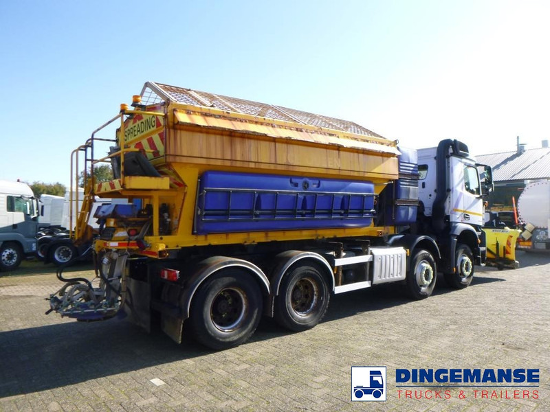 Mercedes-Benz Arocs 3240 8x4 RHD Schmidt snow plough / gritter - Vozidlo na odpratávanie snehu: obrázok 4 Mercedes-Benz Arocs 3240 8x4 RHD Schmidt snow plough / gritter - Vozidlo na odpratávanie snehu: obrázok 4