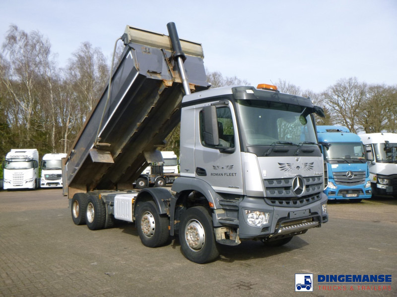 Mercedes-Benz Arocs 3246 8x4 RHD tipper - Sklápač: obrázok 2 Mercedes-Benz Arocs 3246 8x4 RHD tipper - Sklápač: obrázok 2