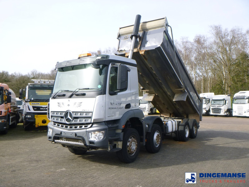 Mercedes-Benz Arocs 3246 8x4 RHD tipper - Sklápač: obrázok 1 Mercedes-Benz Arocs 3246 8x4 RHD tipper - Sklápač: obrázok 1