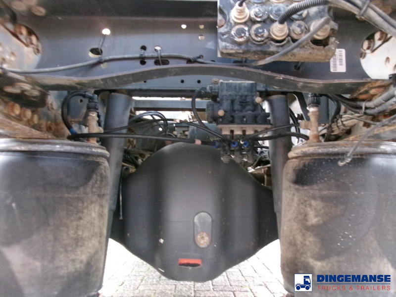 Renault Premium 270 dxi 4x2 fuel tank 13.6 m3 / 4 comp - Cisternové vozidlo: obrázok 5 Renault Premium 270 dxi 4x2 fuel tank 13.6 m3 / 4 comp - Cisternové vozidlo: obrázok 5