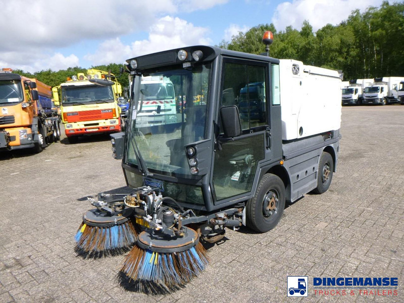 Schmidt Compact 200 street sweeper - Zametacie vozidlo: obrázok 1 Schmidt Compact 200 street sweeper - Zametacie vozidlo: obrázok 1