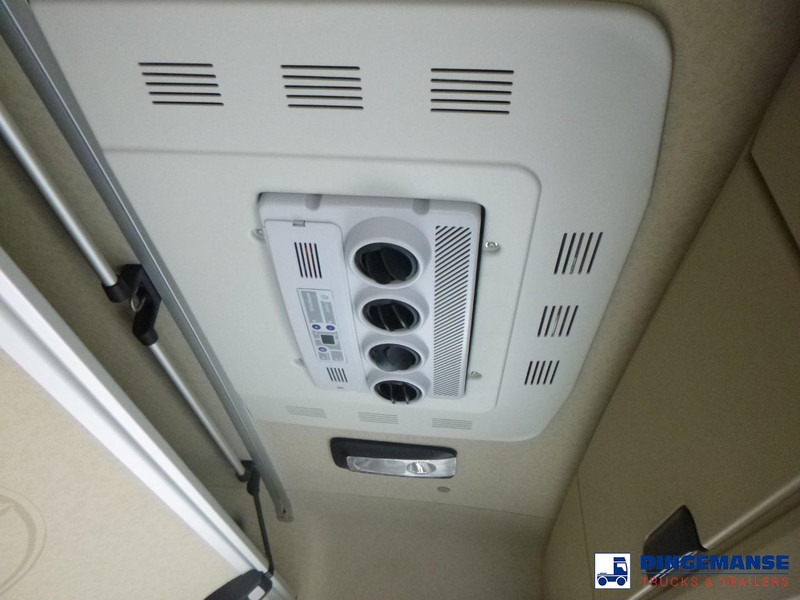 Ťahač Mercedes-Benz Actros 1851 4x2 Euro 6 + Retarder: obrázok 20