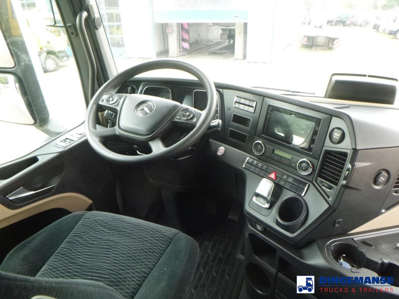 Ťahač Mercedes-Benz Actros 1851 4x2 Euro 6 + Retarder: obrázok 17