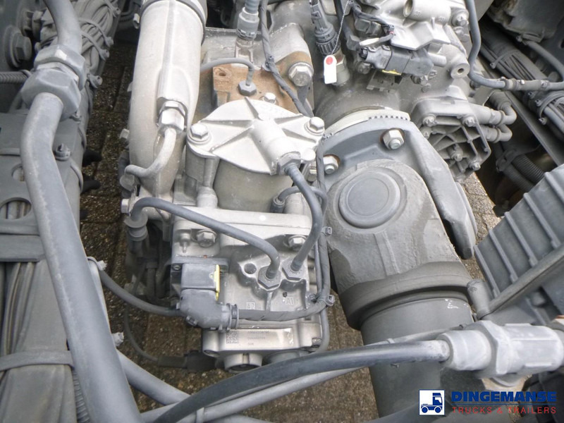 Ťahač Mercedes-Benz Actros 1851 4x2 Euro 6 + Retarder: obrázok 11